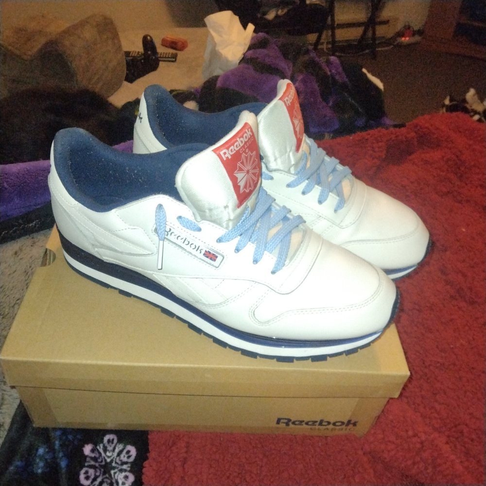 Reebok White and Blue Sneakers